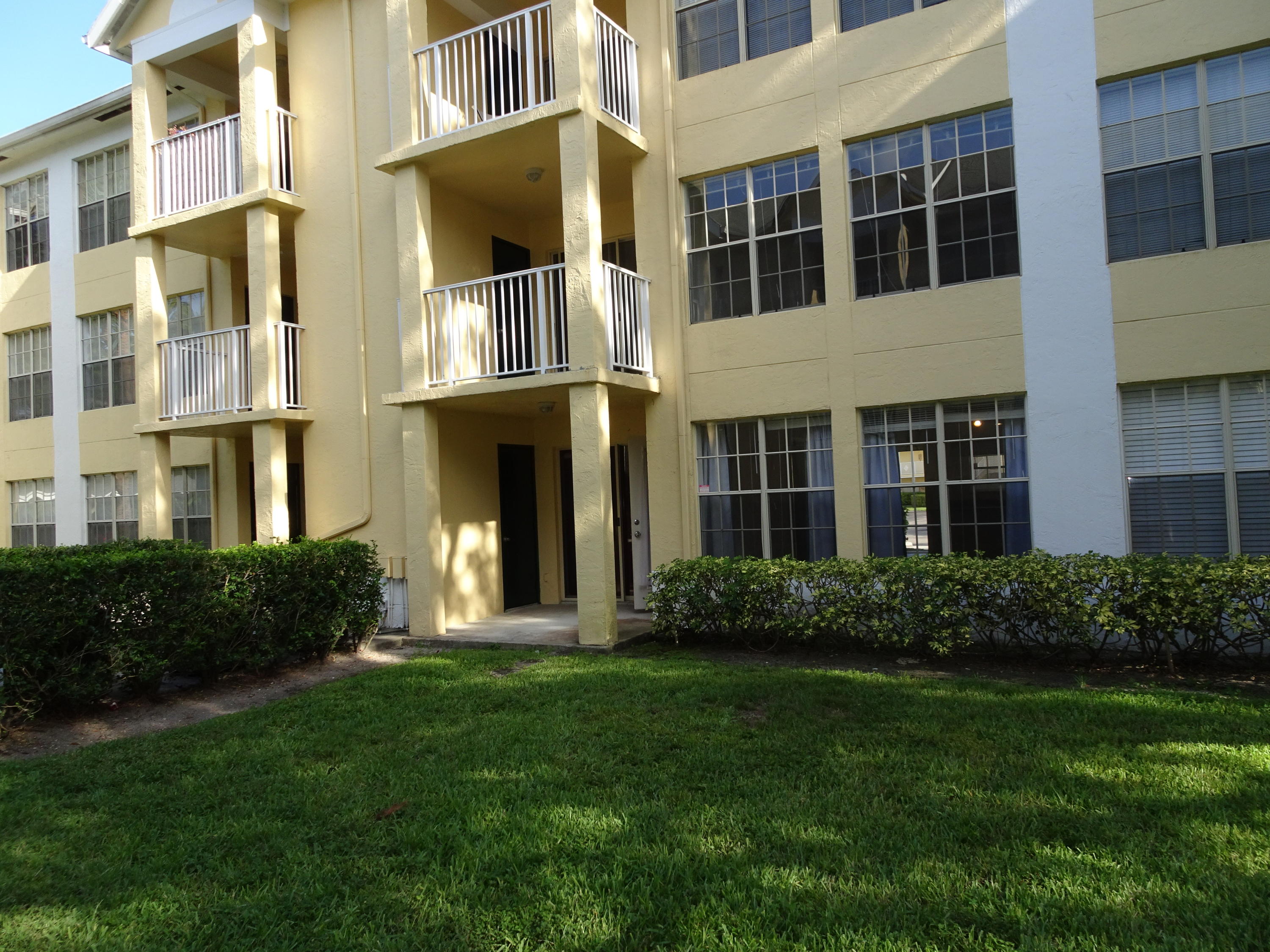 6331 La Costa Drive, Unit B Boca Raton, FL 33433 - Photo 2 of 19 DSC00242