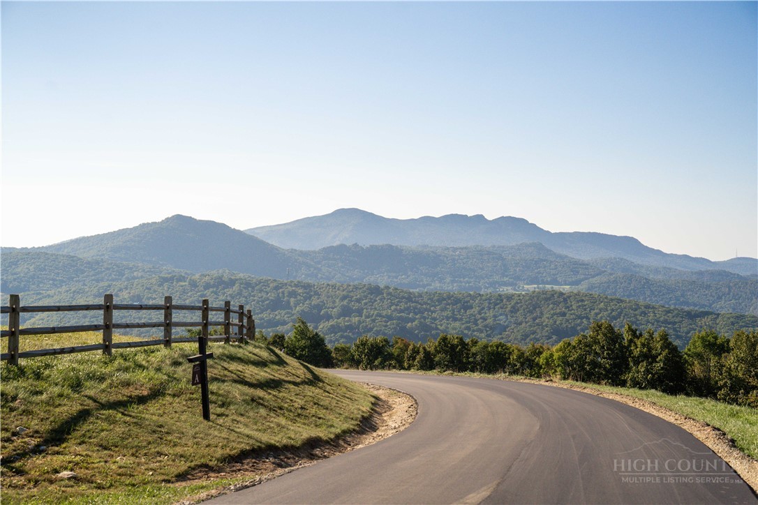 8 Chappell Farm Road Banner Elk, NC 28604 - Photo 16 of 24 Gallery Image 16