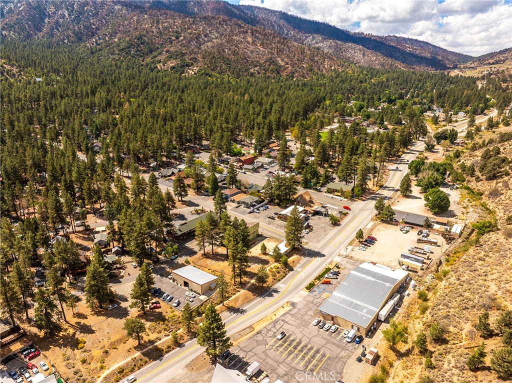 7575 Rancho Road Pinon Hills, CA 92397 - Photo 35 of 38