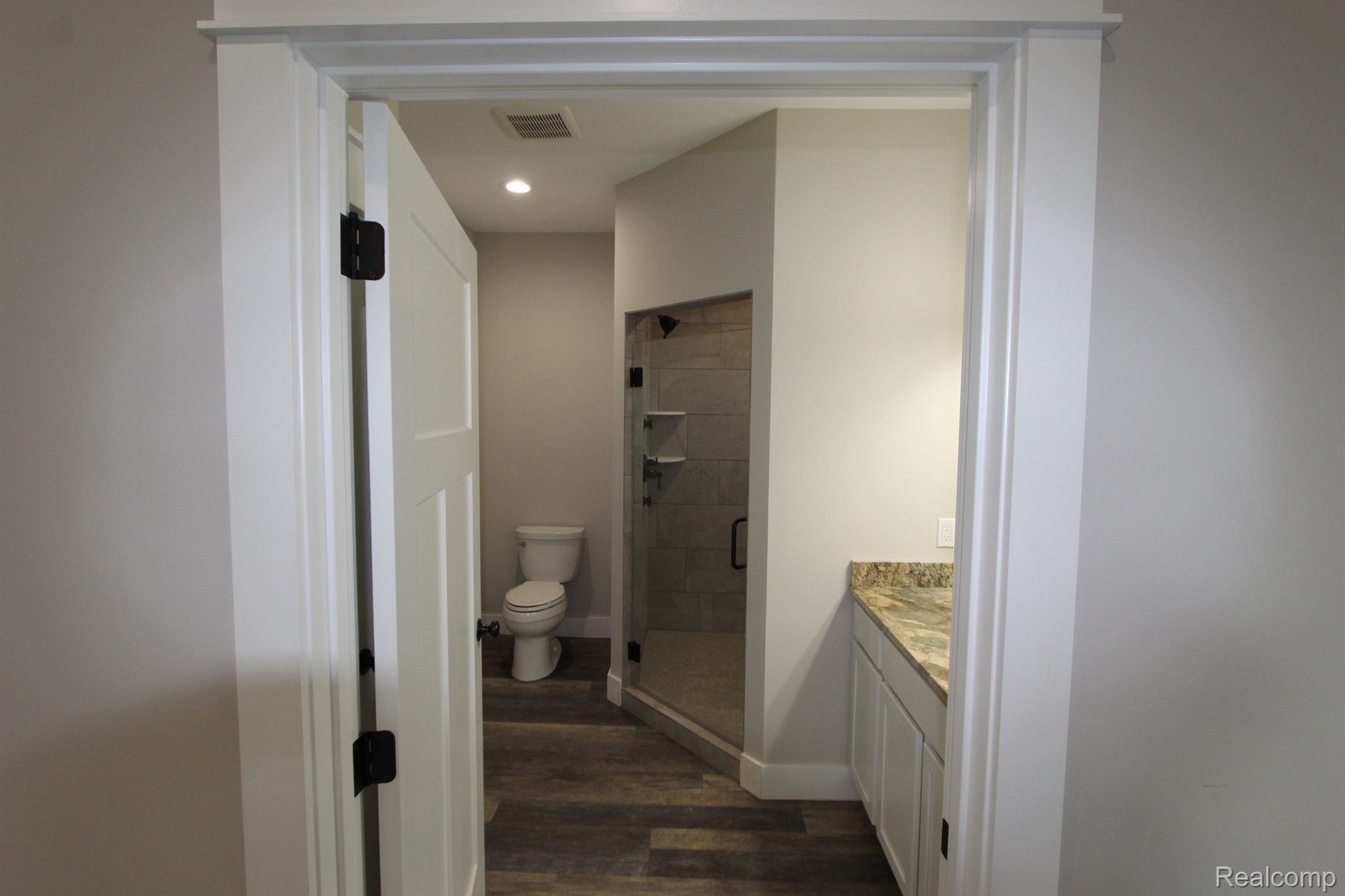 2975 East Coon Lake Road Howell, MI 48843 - Photo 40 of 175 MASTER BATH