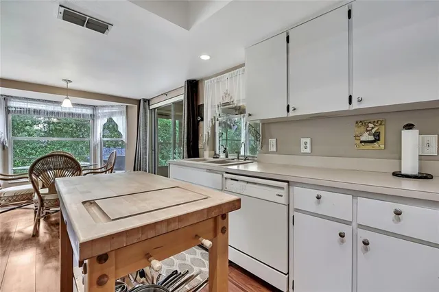 $329,900 | 6517 Ocean Pines Lane, Spring Hill, FL 34606