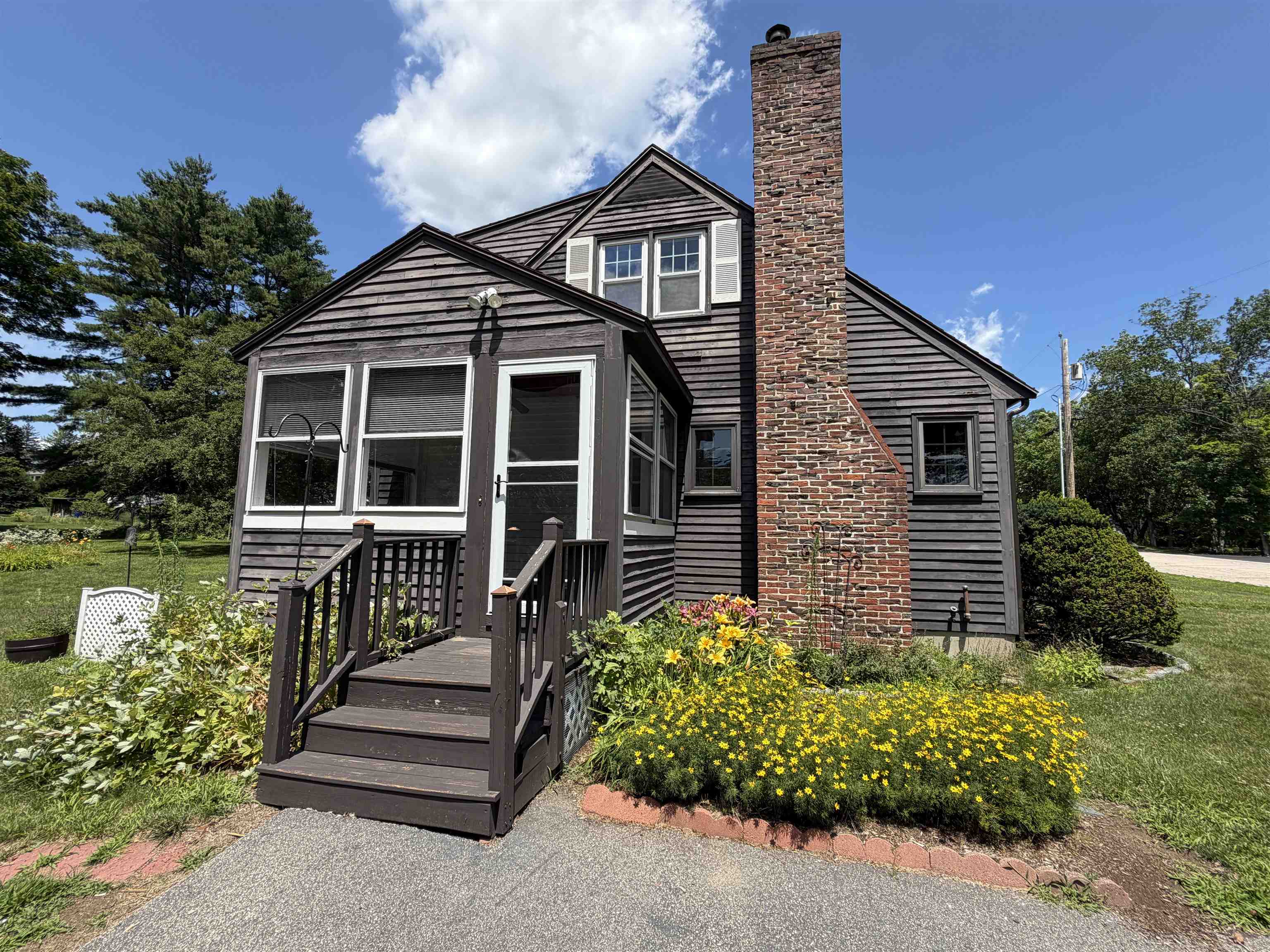 5 Ridgewood Terrace Exeter, NH 03833 - Photo 2 of 34