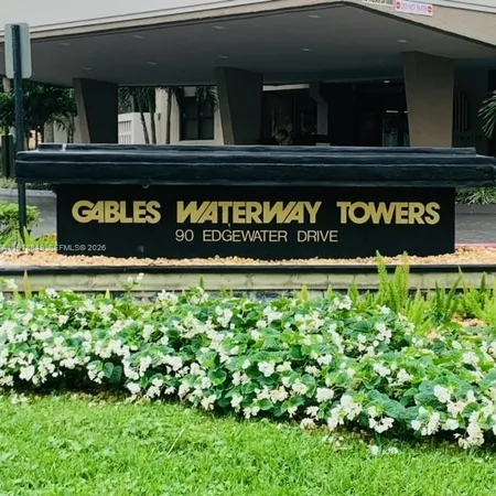 $3,000 | 90 Edgewater Drive, Unit 606, Coral Gables, FL 33133