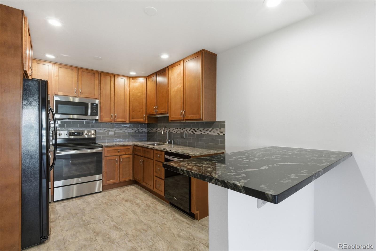 710 South Clinton Street, Unit 2B Denver, CO 80247 - Photo 7 of 14