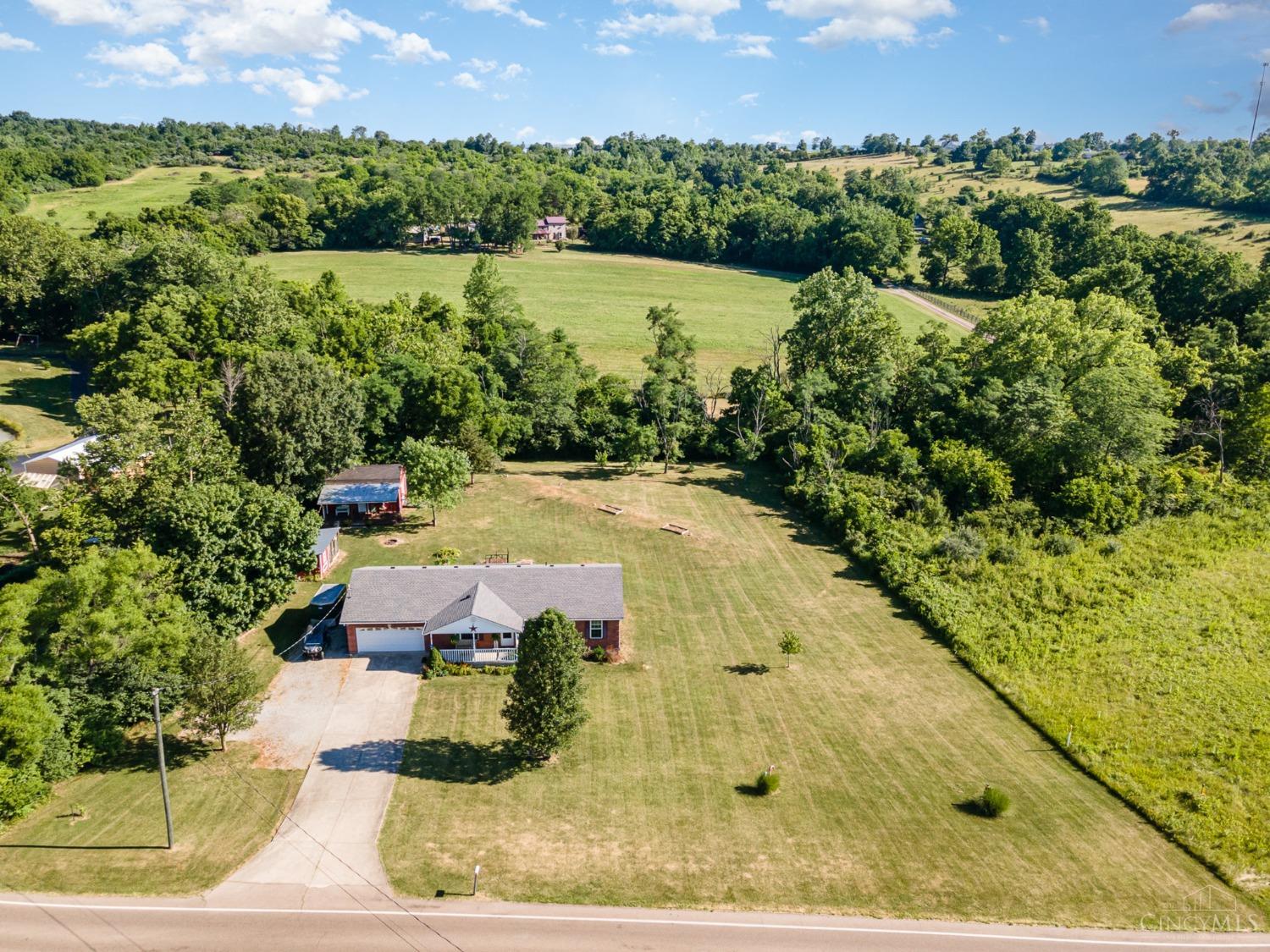 138 Beissinger Road Hamilton, OH 45013 - Photo 3 of 43 Gallery Image 3