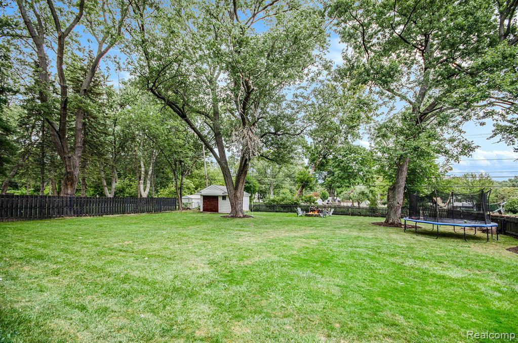 2691 Walbridge Drive Rochester Hills, MI 48307 - Photo 23 of 30