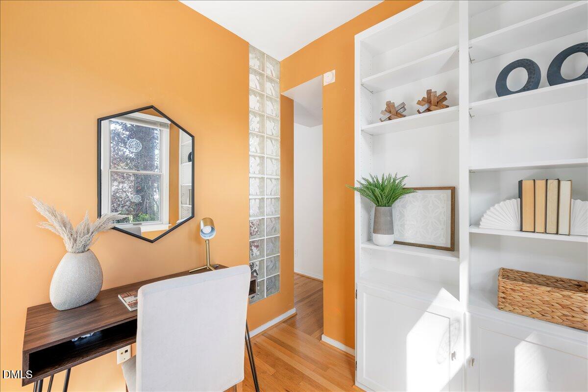 530 Elm Street Raleigh, NC 27604 - Photo 13 of 47 35-18
