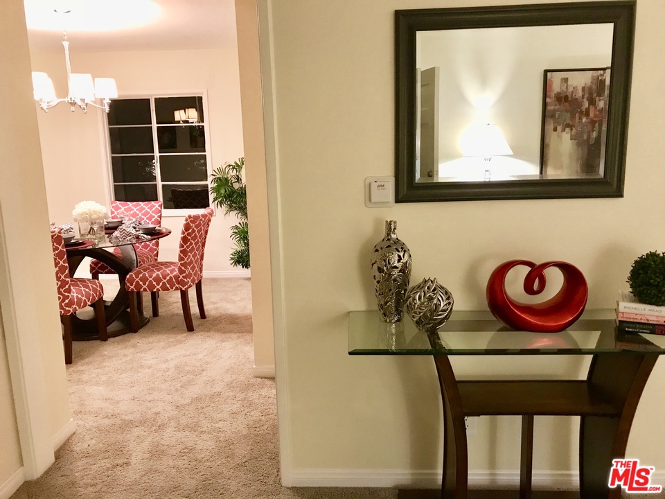 4063 Abourne Road, Unit D Los Angeles, CA 90008 - Photo 11 of 15