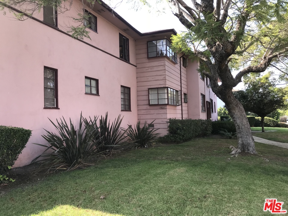 4063 Abourne Road, Unit D Los Angeles, CA 90008 - Photo 9 of 15