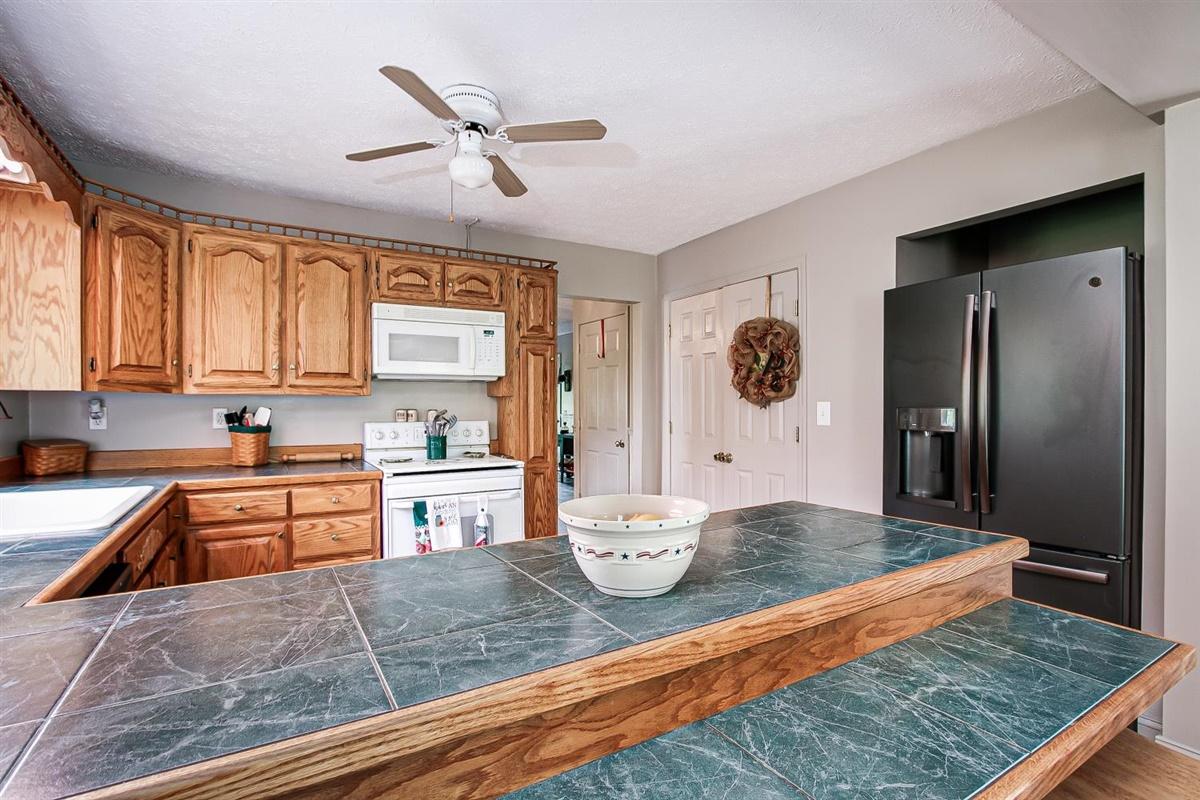 715 Swanay Road Limestone, TN 37681 - Photo 13 of 47 14-Swanay-14