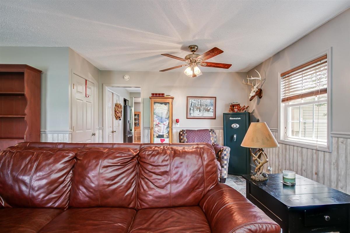 715 Swanay Road Limestone, TN 37681 - Photo 8 of 47 09-Swanay-9