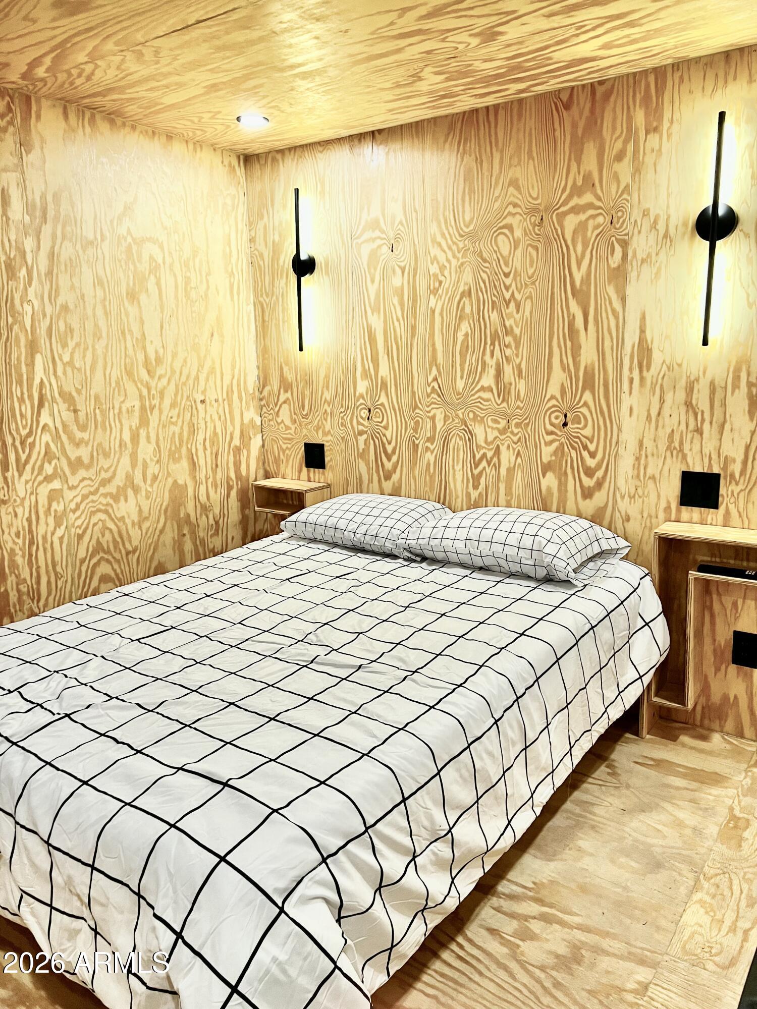 1502 West Monroe Street Phoenix, AZ 85007 - Photo 35 of 39 IMG_9175