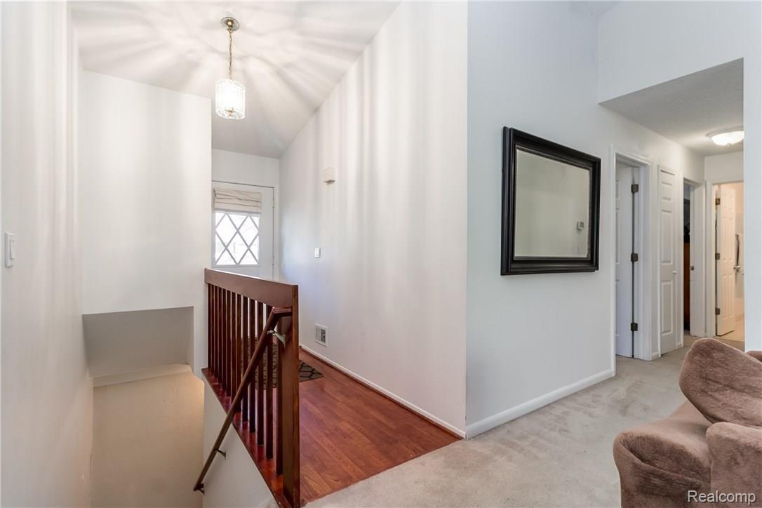 21611 Sunflower Road Novi, MI 48375 - Photo 6 of 23 21611 Sunflower (6 of 23).jpg