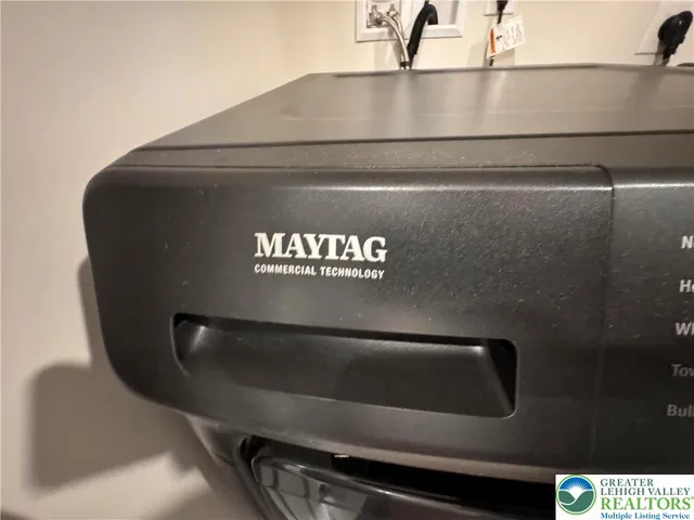 a close view of sink