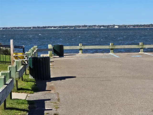 $569,000 | 73 St George Drive, Shirley, NY 11967