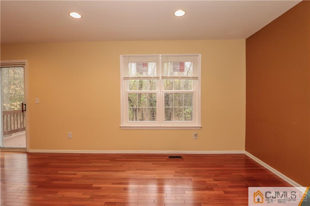 18 Snowflake Lane Edison, NJ 08820 - Photo 18 of 36