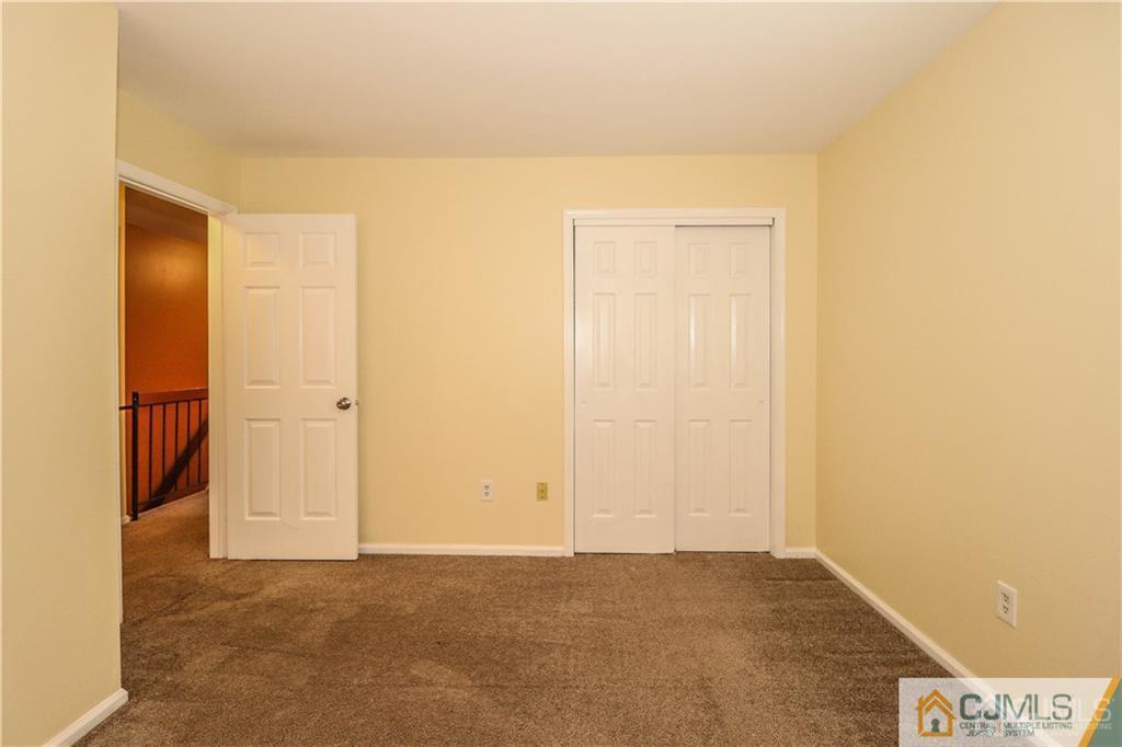 18 Snowflake Lane Edison, NJ 08820 - Photo 26 of 36