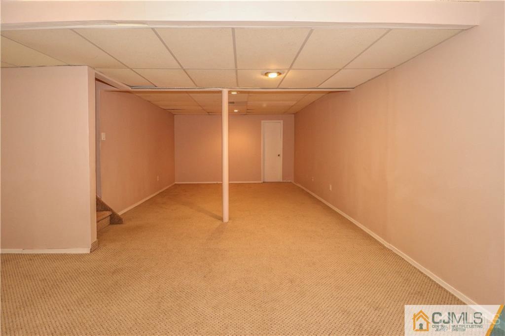 18 Snowflake Lane Edison, NJ 08820 - Photo 29 of 36