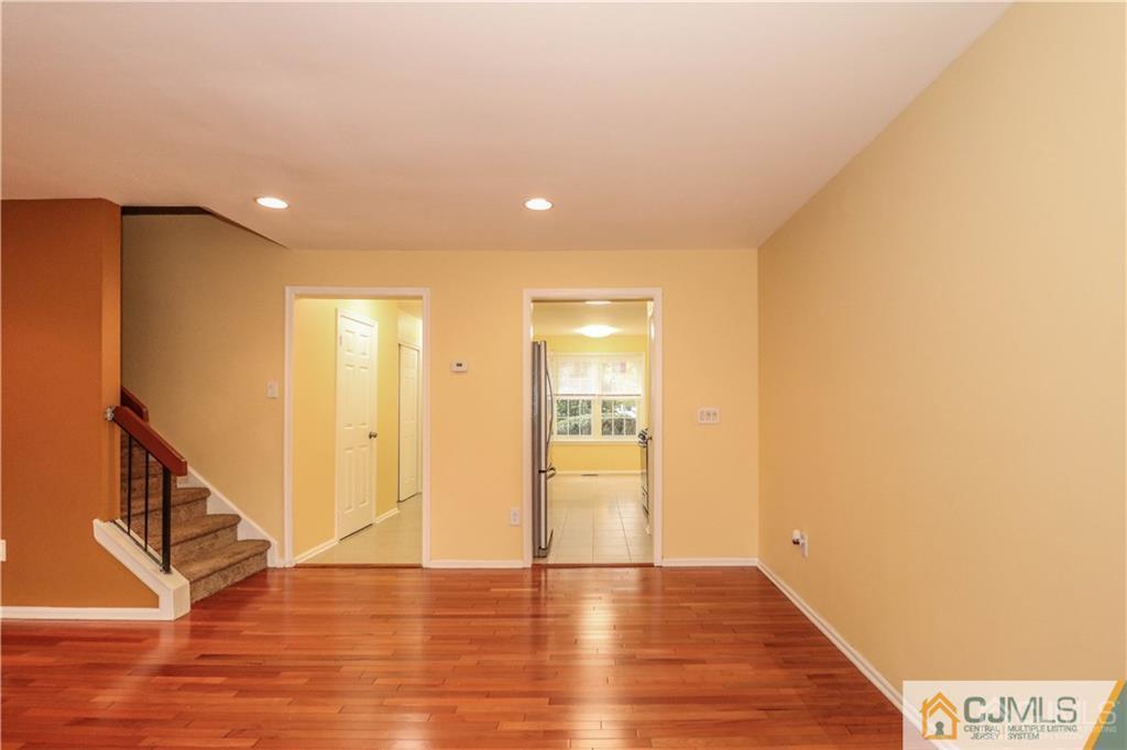 18 Snowflake Lane Edison, NJ 08820 - Photo 7 of 36