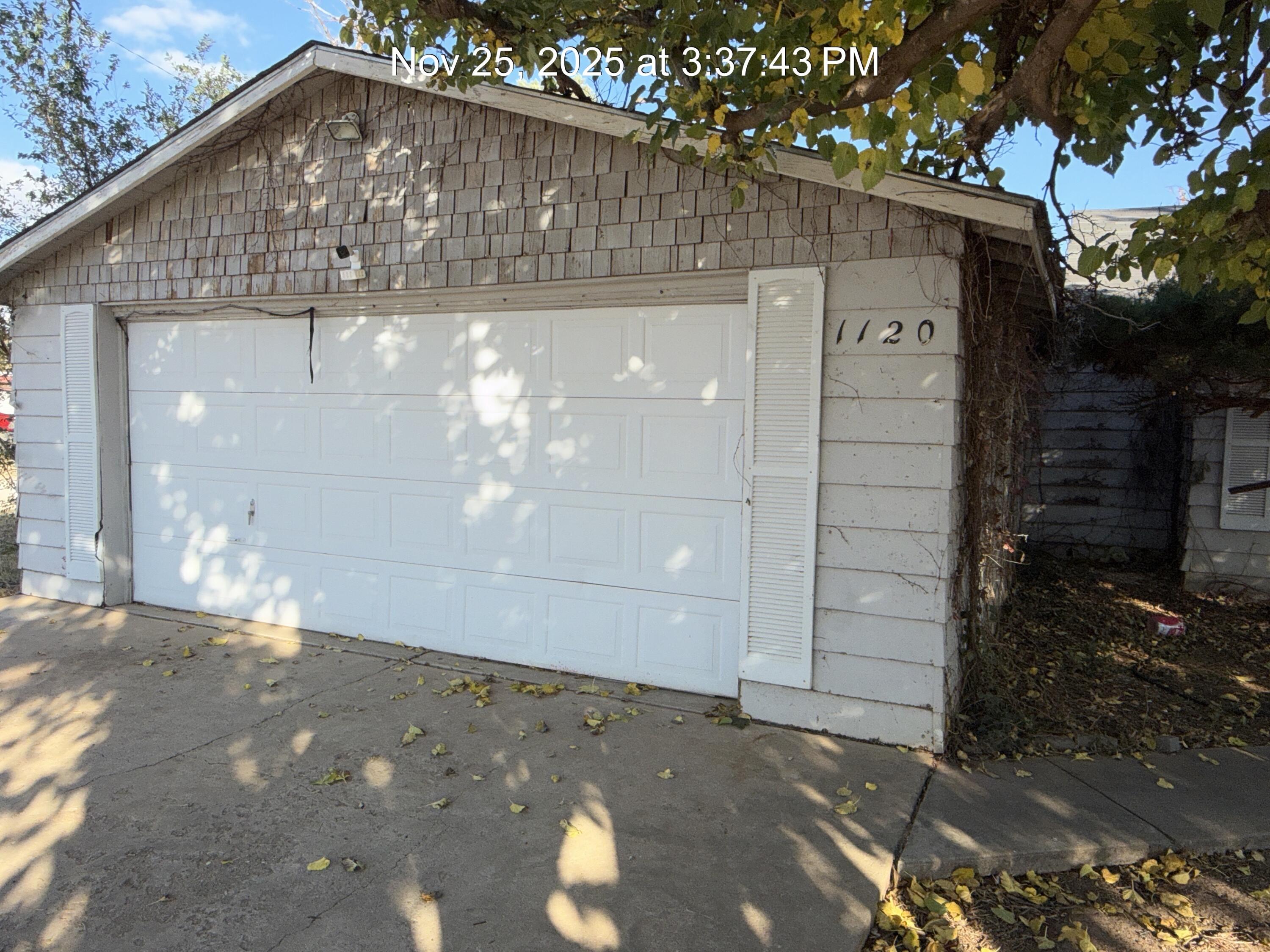 1120 Ave G Ralls, TX 79357 - Photo 2 of 15 IMG_4324 (1)