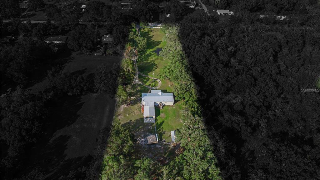 3201 Tenoroc Mine Road Lakeland, FL 33805 - Photo 4 of 48 a close up of a sink