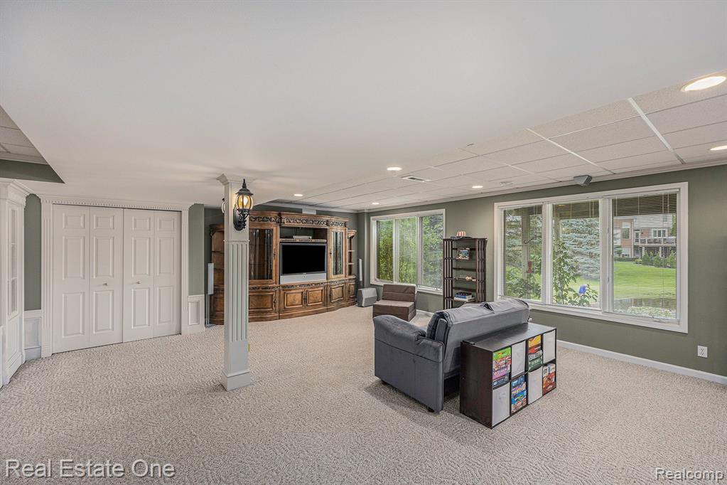 1259 Tulberry Circle Rochester, MI 48306 - Photo 22 of 30 Gallery Image 22
