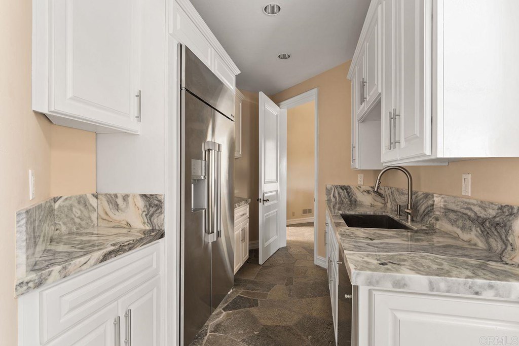 17329 Circa Oriente Rancho Santa Fe, CA 92067 - Photo 14 of 39