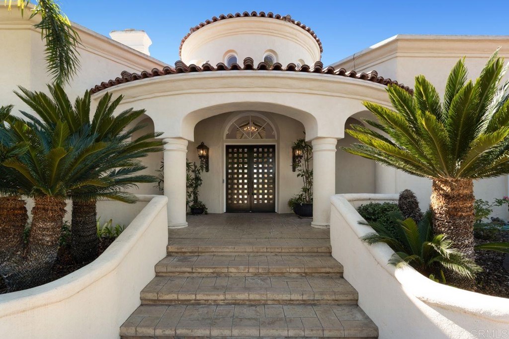 17329 Circa Oriente Rancho Santa Fe, CA 92067 - Photo 3 of 39