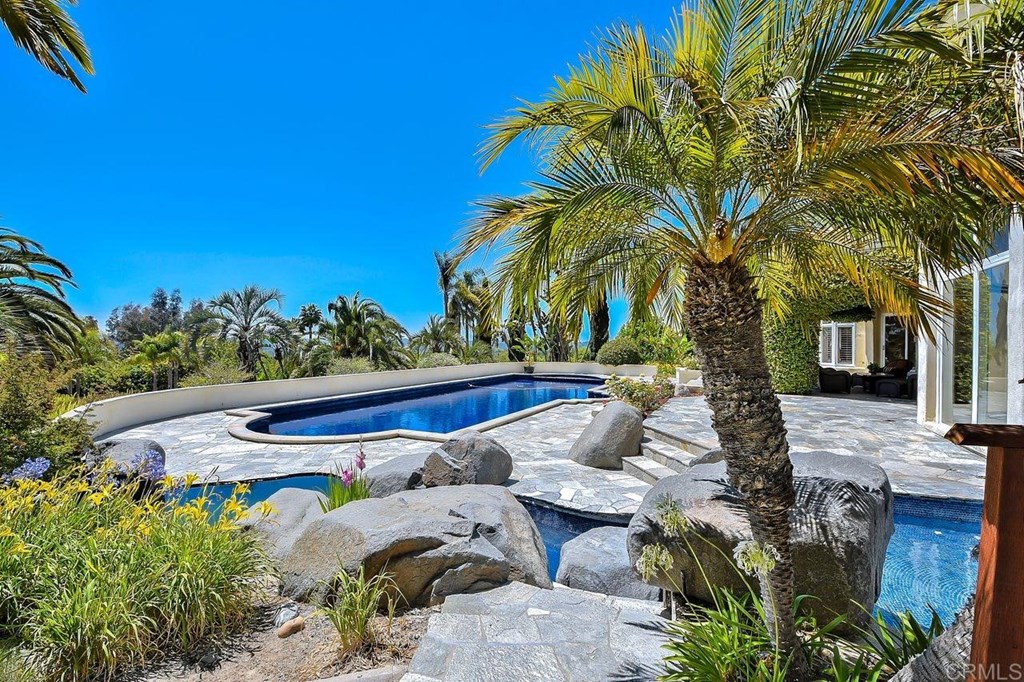 17329 Circa Oriente Rancho Santa Fe, CA 92067 - Photo 30 of 39