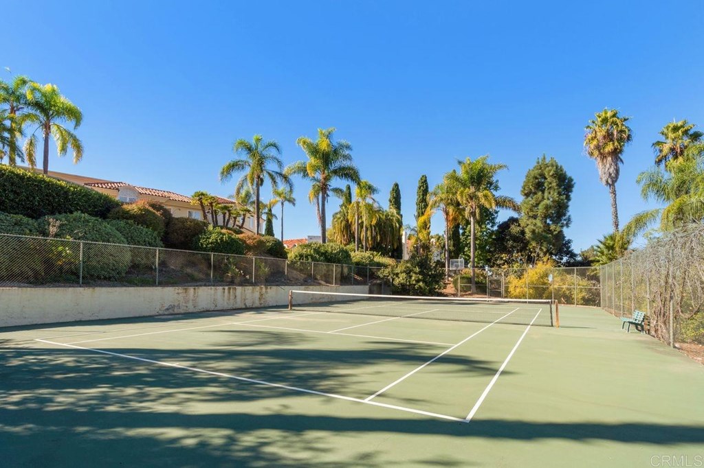 17329 Circa Oriente Rancho Santa Fe, CA 92067 - Photo 35 of 39