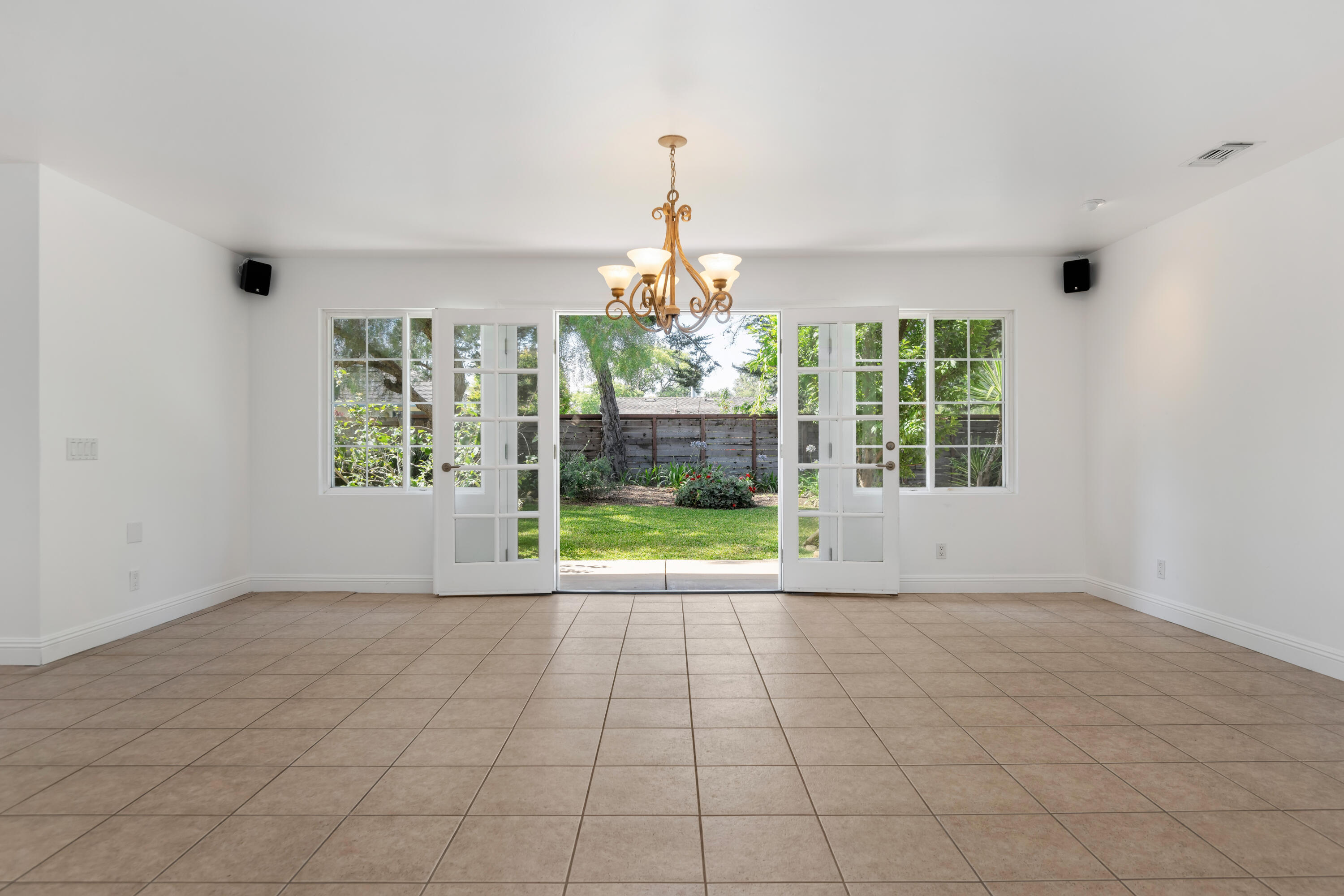 5871 Cathedral Oaks Road Goleta, CA 93117 - Photo 16 of 58 16-Dining