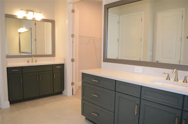 $5,800 | 35436 Big Hawk Drive, Zephyrhills, FL 33541