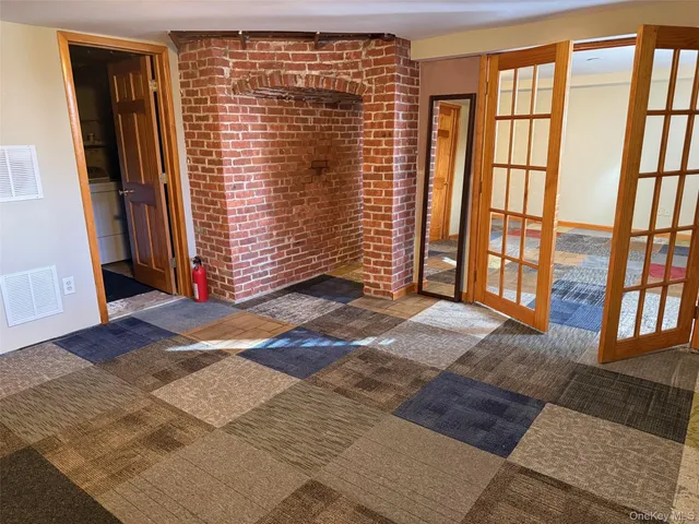 $2,600 | 15 Highland Avenue, Northport, NY 11768