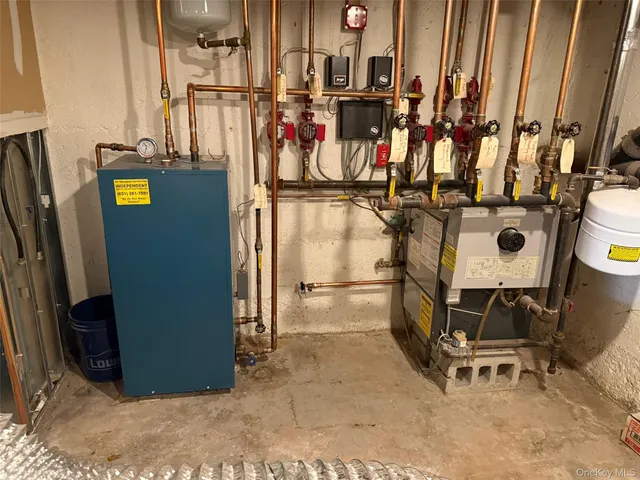 $2,600 | 15 Highland Avenue, Northport, NY 11768