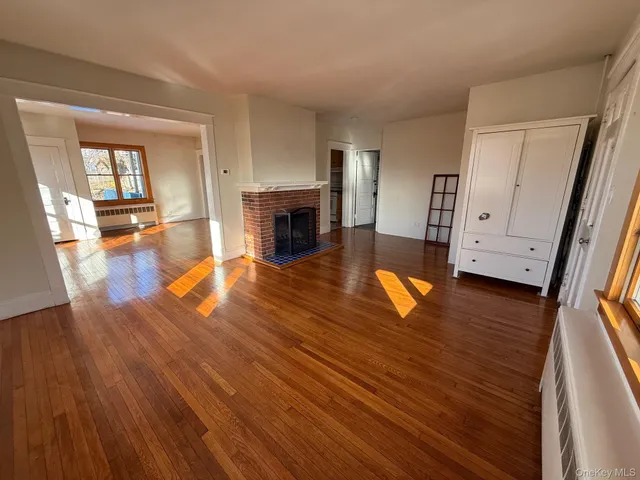 $2,600 | 15 Highland Avenue, Northport, NY 11768