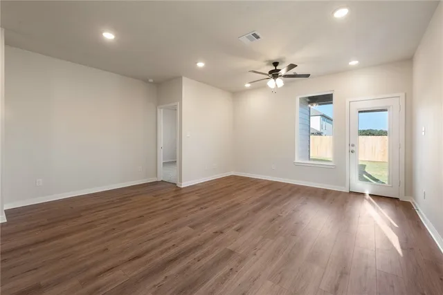 $305,900 | 15234 Still Water Mdw Loop, College Station, TX 77845