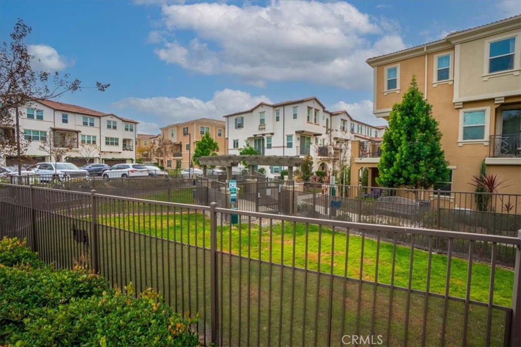 608 Shadowbrook Lake Forest, CA 92610 - Photo 35 of 43
