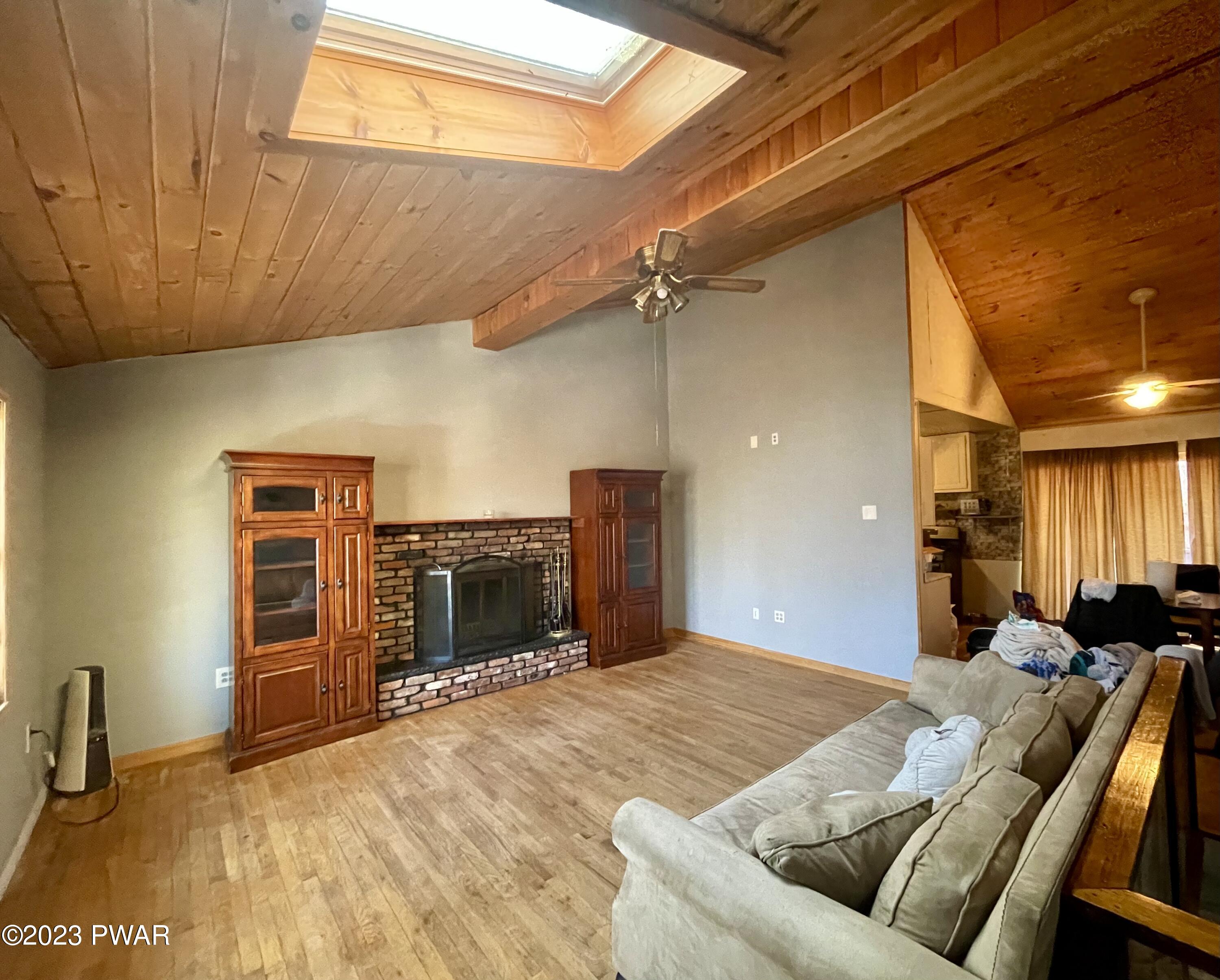 106 Rodeo Lane Hawley, PA 18428 - Photo 8 of 32