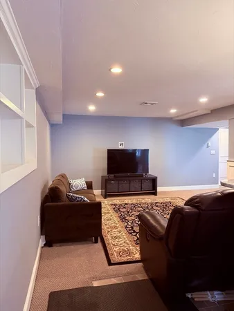 $4,500 | 140 Red Fox Run, Wrentham, MA 02093