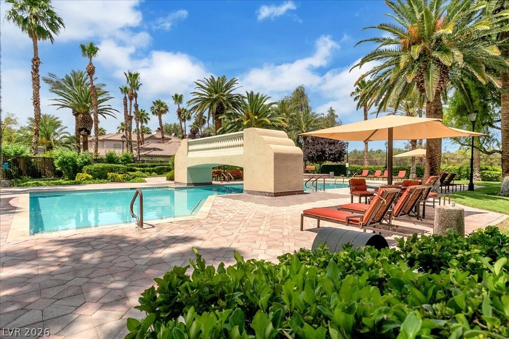 2050 West Warm Springs Road, Unit 3722 Henderson, NV 89014 - Photo 28 of 37 Resort style community pool and spa
