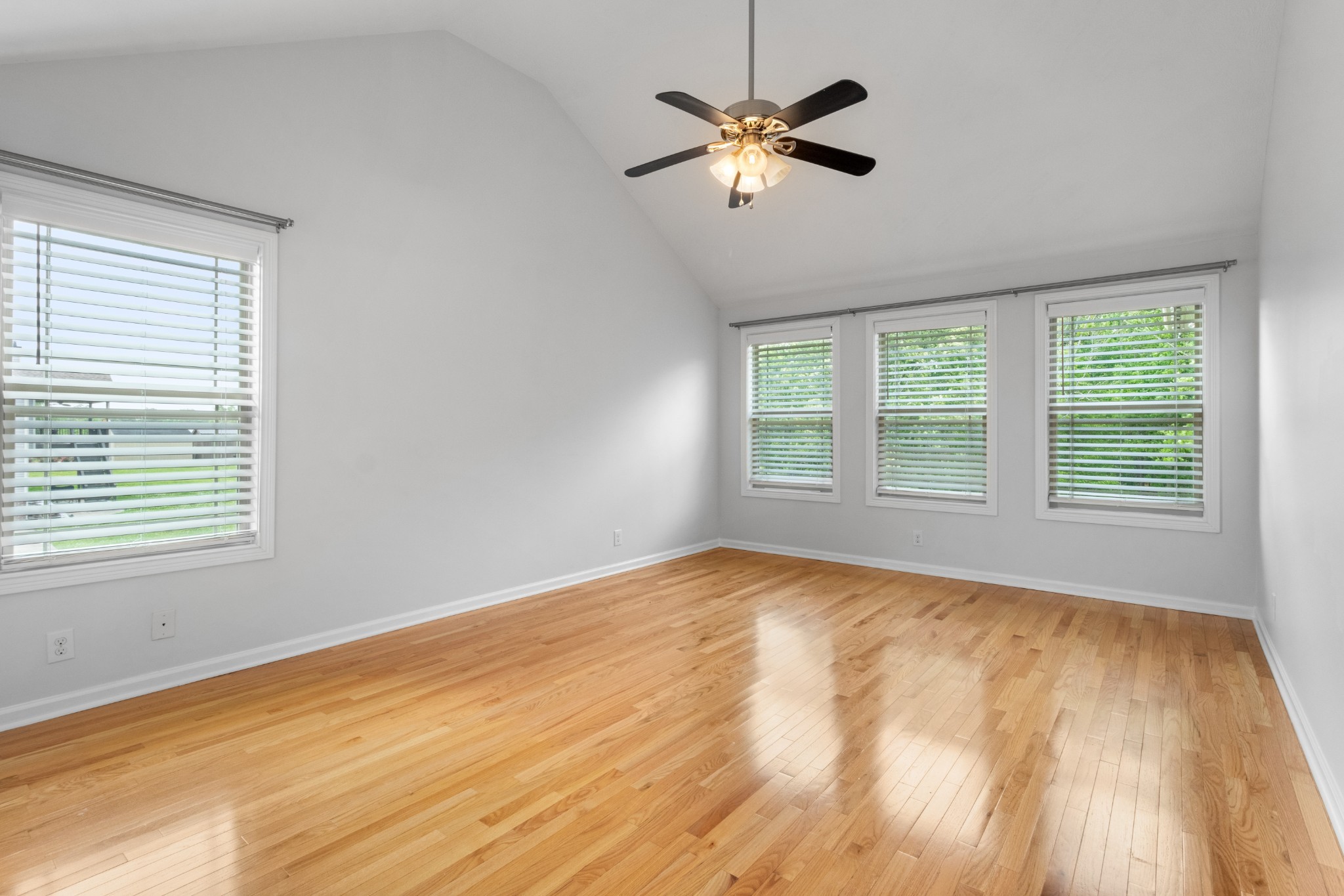 1575 Chapel Ridge Road Clarksville, TN 37040 - Photo 26 of 50 Gallery Image 26