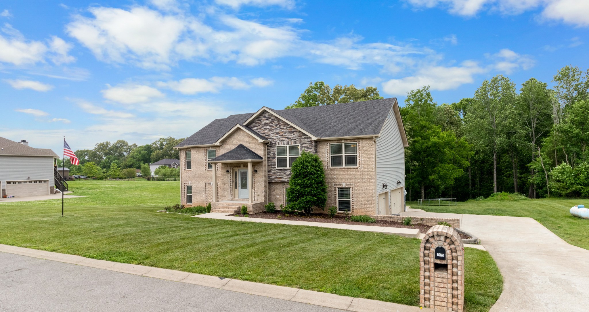 1575 Chapel Ridge Road Clarksville, TN 37040 - Photo 7 of 50 Gallery Image 7