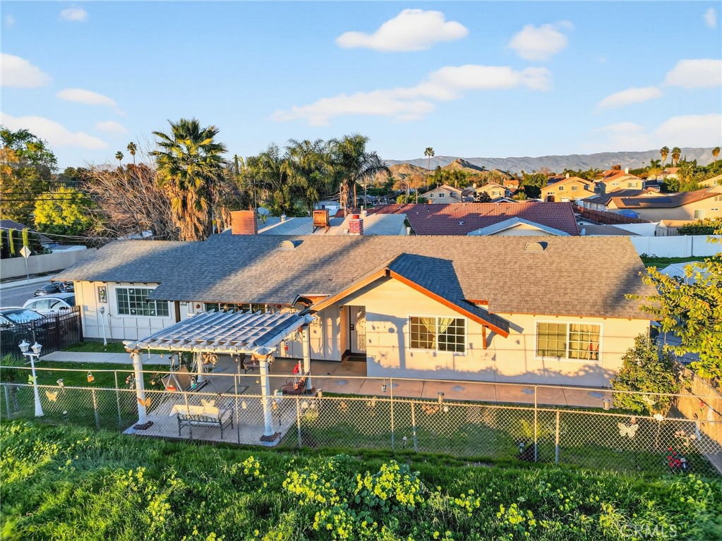 1650 Orange Street Riverside, CA 92501 - Photo 45 of 60 an aerial view of a house