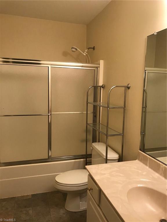 7560 Bullard Road Clemmons, NC 27012 - Photo 7 of 25 Basement Full Bathroom.