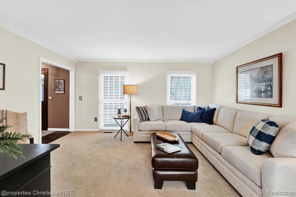 3198 Courtfield Drive Rochester Hills, MI 48309 - Photo 11 of 53