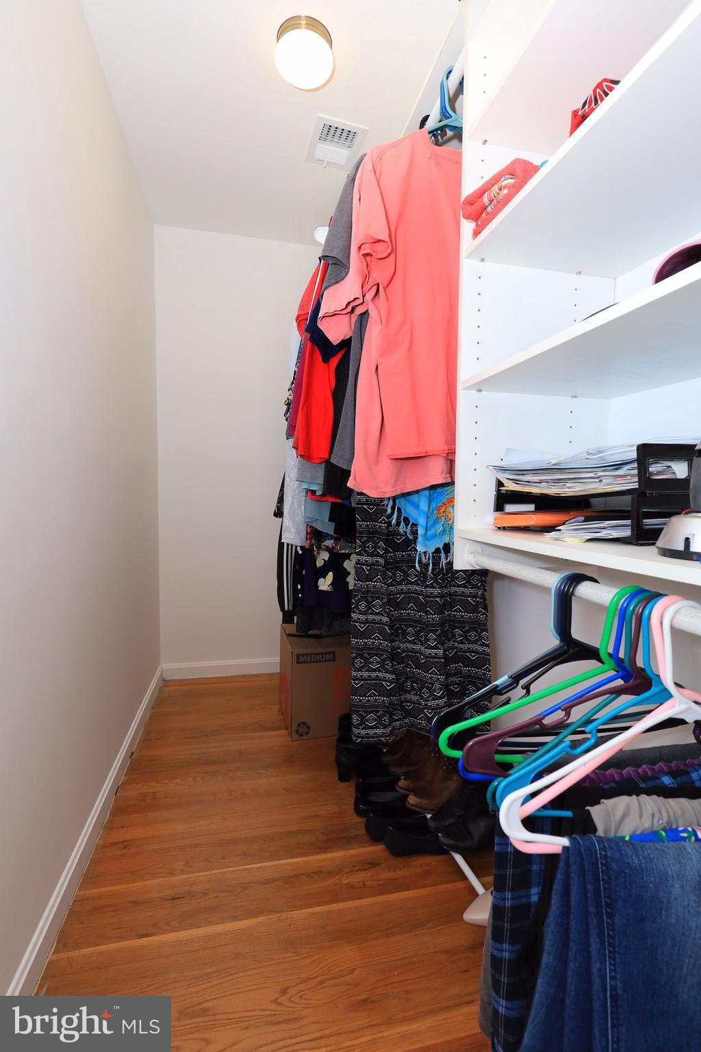 6805 Houndmaster Road Springfield, VA 22152 - Photo 24 of 52 Master Bedroom Walk-in Closet