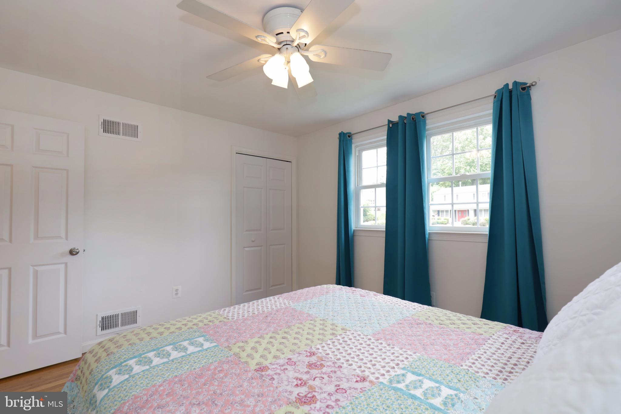 6805 Houndmaster Road Springfield, VA 22152 - Photo 27 of 52 Bedroom 2