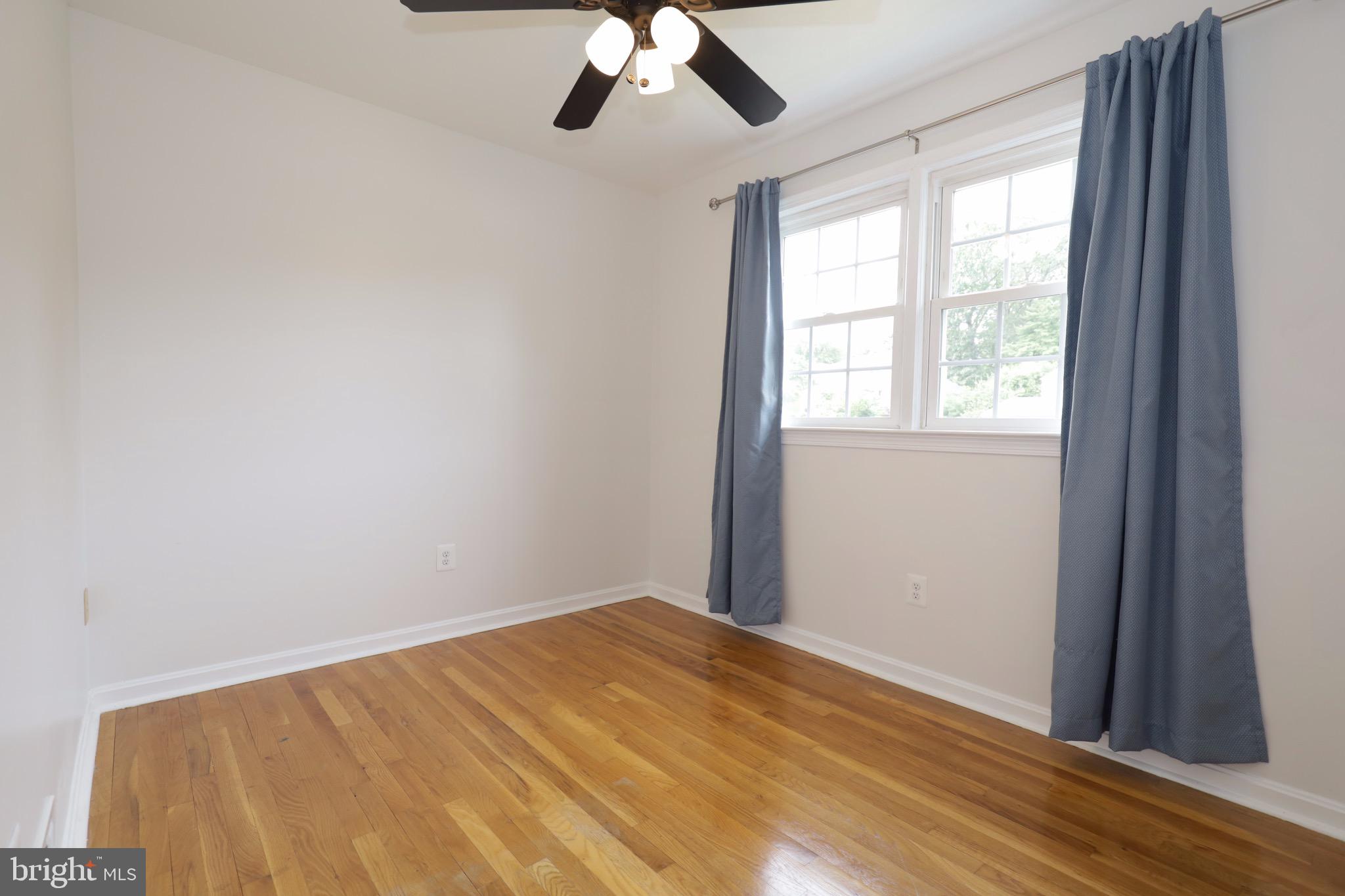 6805 Houndmaster Road Springfield, VA 22152 - Photo 28 of 52 Bedroom 3