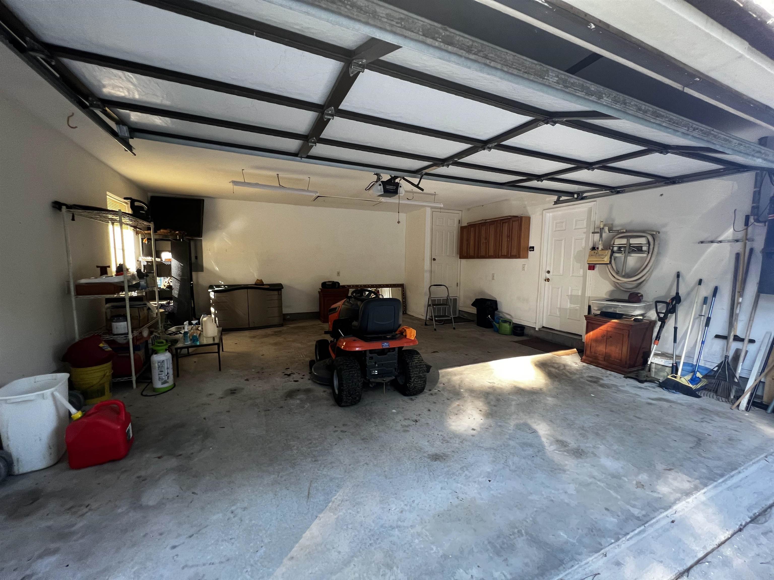 25203 East Olive Street Elberta, AL 36530 - Photo 15 of 16 Garage