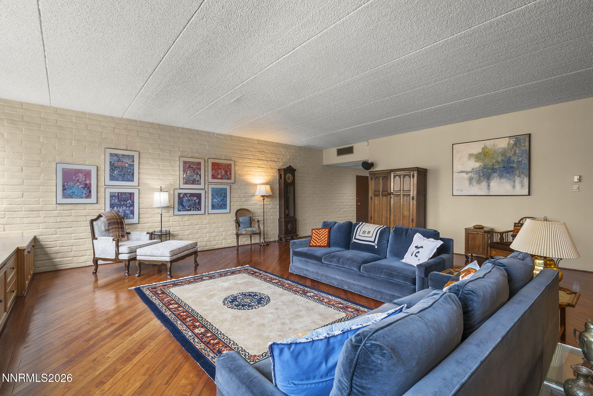 1200 Riverside Drive, Unit 1227 Reno, NV 89503 - Photo 6 of 35 7-web-or-mls-_DSC9453